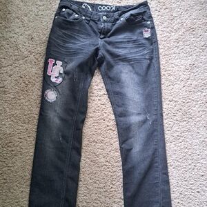 Coogi Jean size 16W.  Blue /pink   guc. Some distress